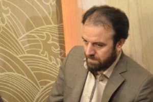 آدم به نوای التجا گفت علی