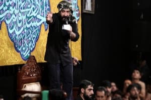 زمین و زمون محو نگاهش