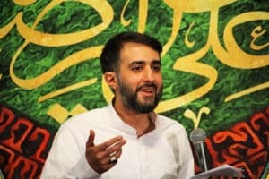 در این سینه تیر محبت نشسته